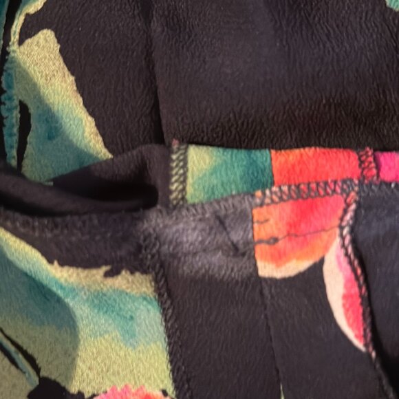 Ungaro - Picture 9 of 11